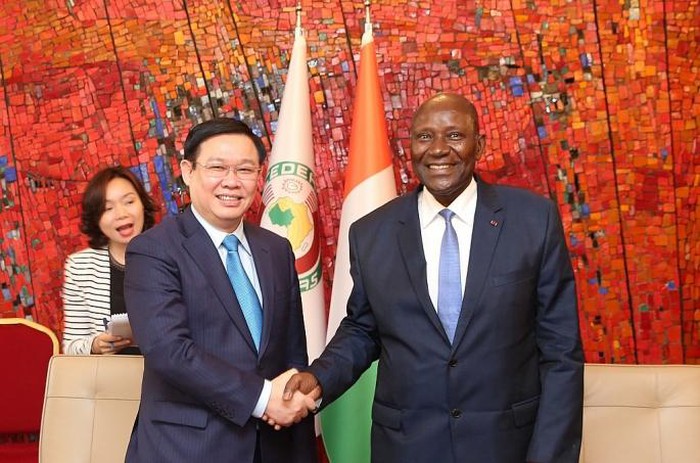 Vicepremier vietnamita se reúne con dirigentes de Costa de Marfil