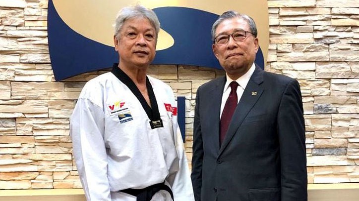 Taekwondista vietnamita alcanza máximo grado del deporte