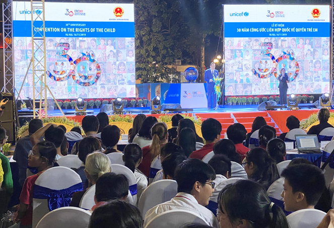 Vietnam celebran 30 años de la Convención Internacional de Derechos del Niño