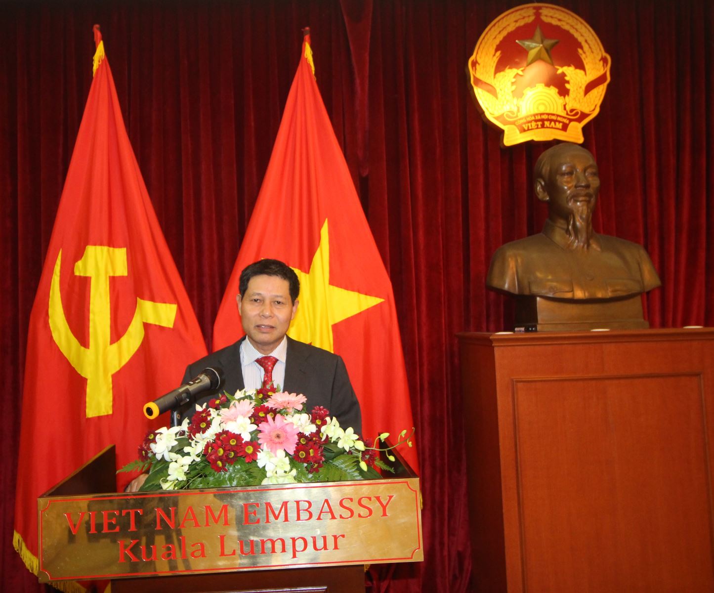 Celebran gala de recepción a los embajadores en Malasia y concurrentes en Vietnam