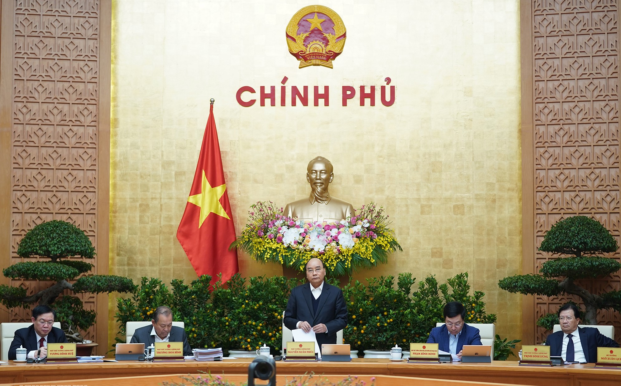 Efectúan reunión del Gobierno vietnamita de diciembre de 2019
