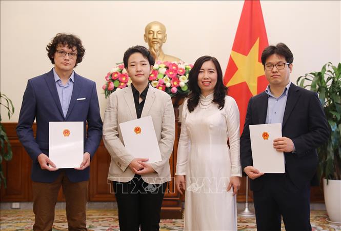 Aplauden establecimiento de burós de medios de comunicación extranjeros en Vietnam