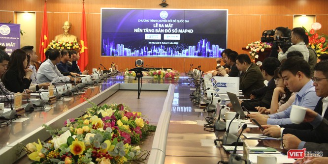 Presentan la plataforma de mapa digital creada por vietnamitas