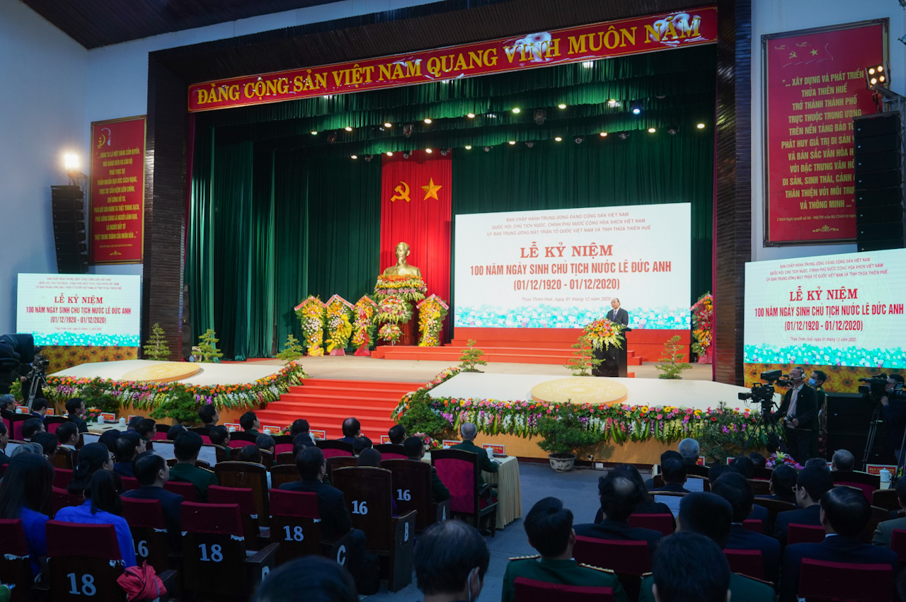 Elogios al ejemplo del extinto presidente Le Duc Anh