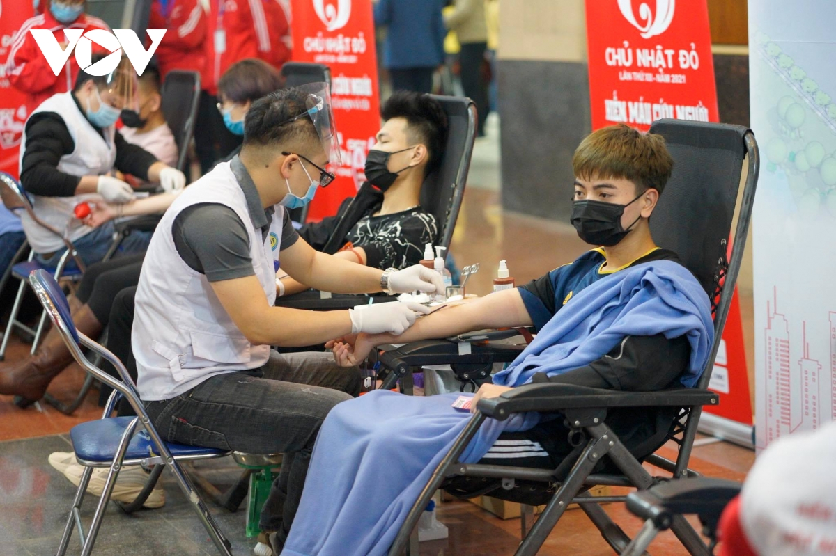 El programa “Domingo Rojo” moviliza la donación voluntaria de sangre en Vietnam