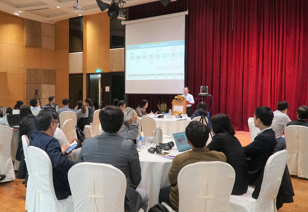 Vietnam por promover el uso de energías renovables y reducir emisiones de gases residuales