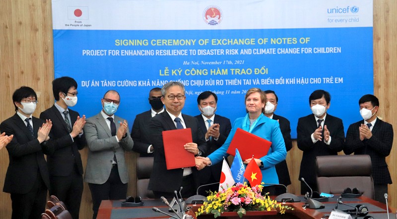 UNICEF y Japón coordinan proyecto a favor de niños vietnamitas