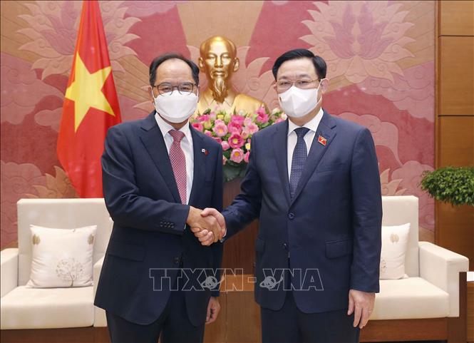Presidente del Parlamento recibe a los embajadores de Corea del Sur e India