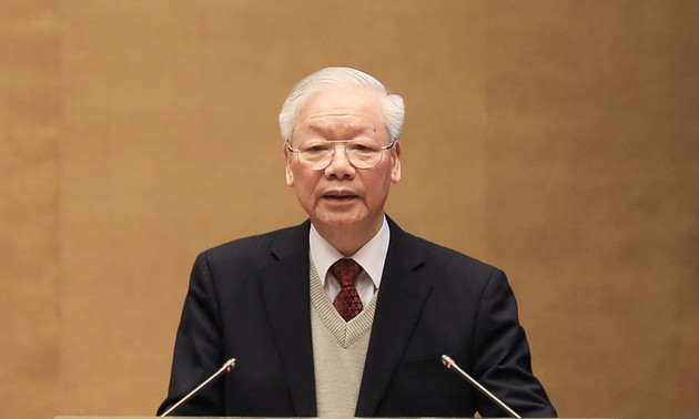Líder político de Vietnam condecorado con el Premio Lenin