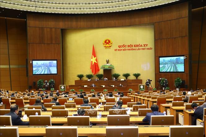 Debaten en el Parlamento vietnamita la inversión en  infraestructuras viales