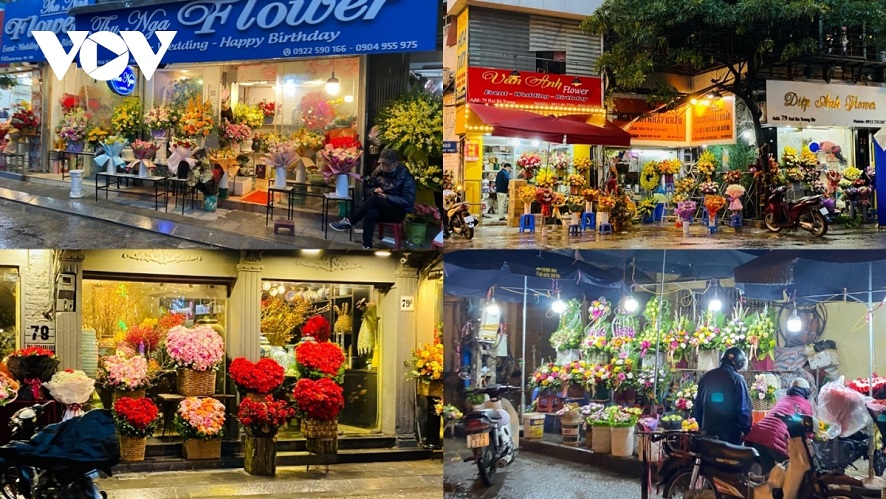 Animado mercado de flores y regalos en Vietnam en el Día de San Valentín