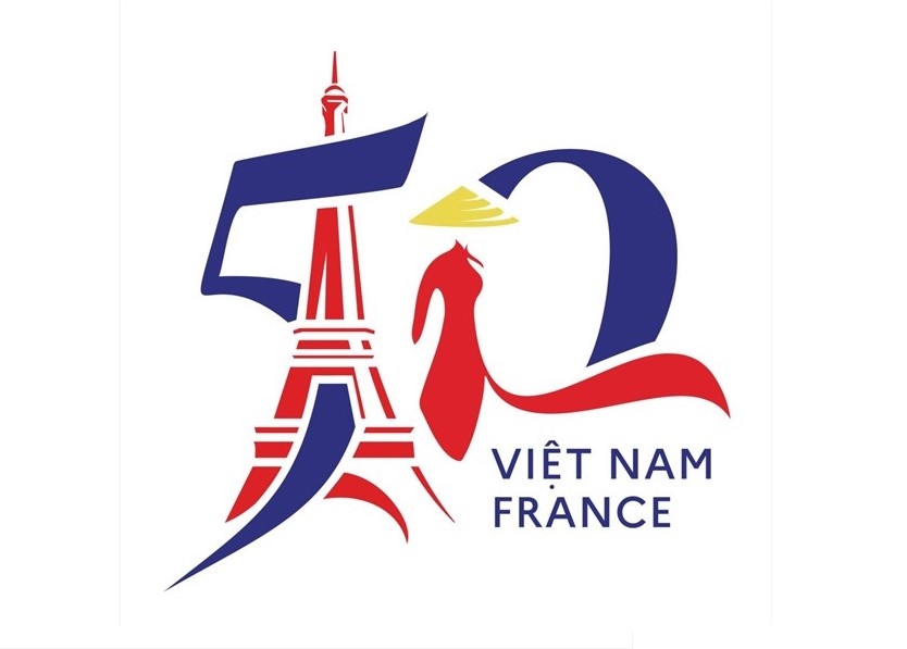 Líderes vietnamitas transmiten felicitaciones a sus pares franceses por 50 años de relaciones diplomáticas
