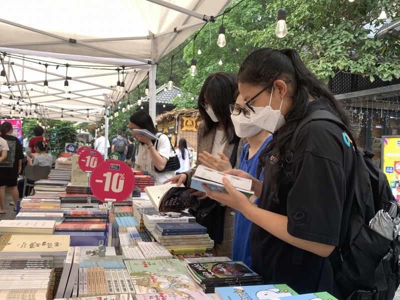 Celebran numerosas actividades por Día del Libro y la Lectura de Vietnam