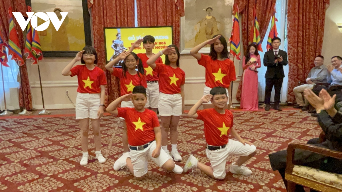 Embajada vietnamita en Estados Unidos celebra fiesta cultural en honor de las raíces