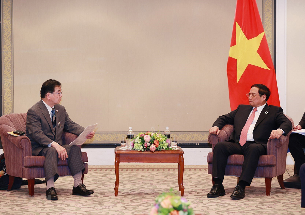 Premier Pham Minh Chinh se reúne con representantes de asociaciones de amistad Japón-Vietnam