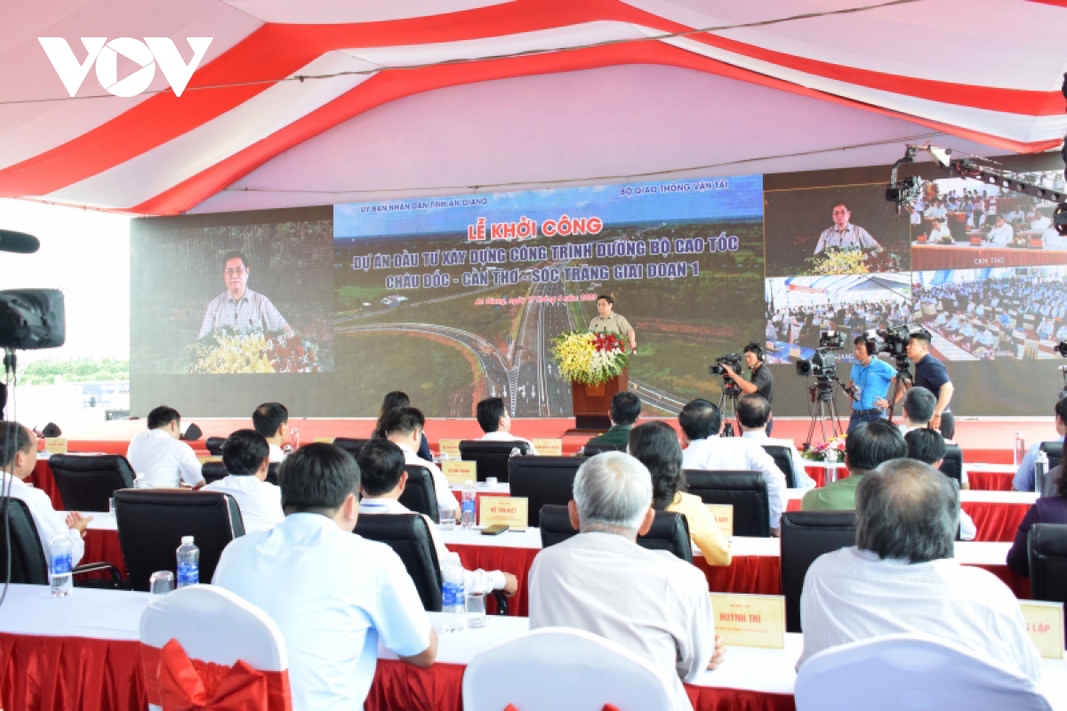 Inician primera fase de construcción de la autopista Chau Doc-Can Tho-Soc Trang