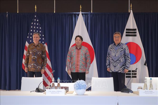 Estados Unidos, Japón y Corea del Sur dialogan sobre situación en la península de Corea