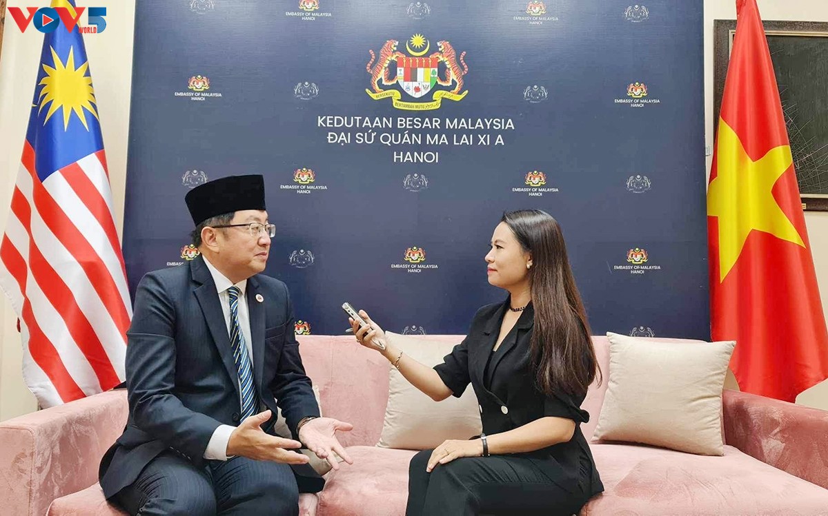 Destacan importancia de la visita a Vietnam del premier malasio