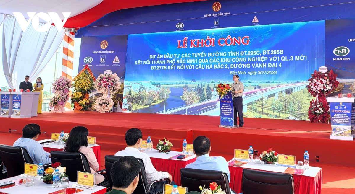Primer Ministro cumple programa de trabajo en Bac Ninh