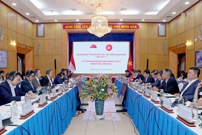 Fortalecen conexión económica Vietnam-Singapur