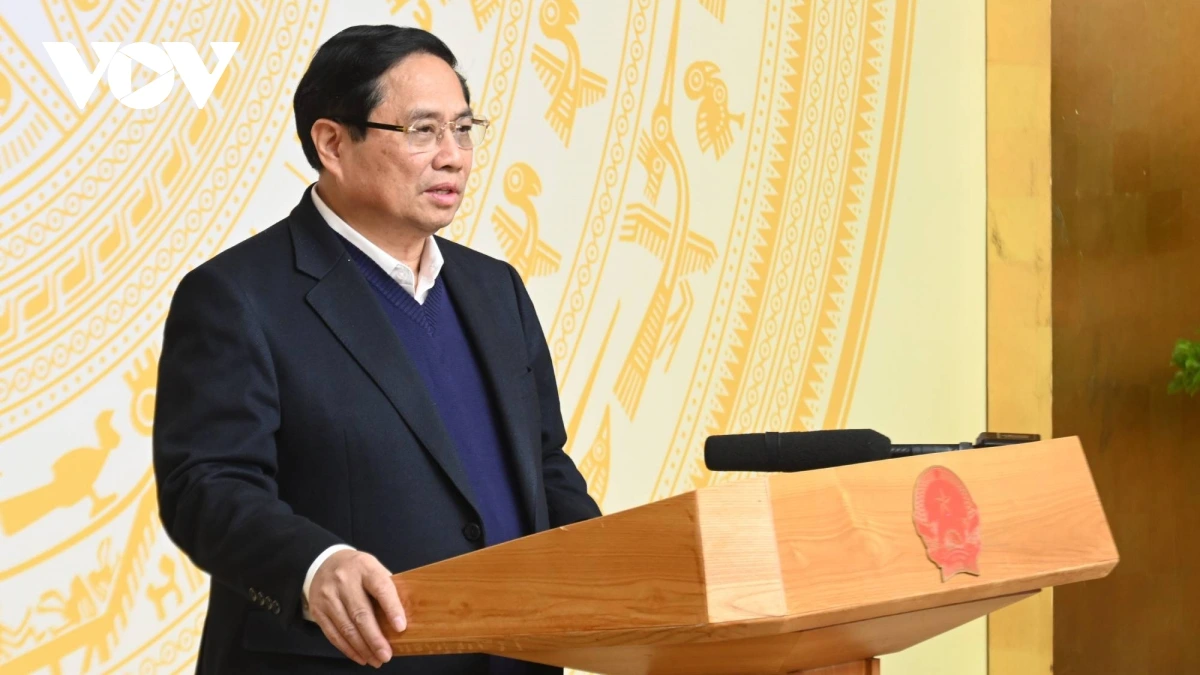 Primer Ministro de Vietnam destaca el combate al despilfarro como tarea de toda la sociedad