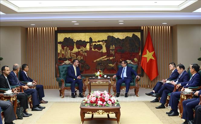 Primer Ministro propone ampliar el Fondo de Inversión Vietnam-Omán a 1.000 millones de dólares