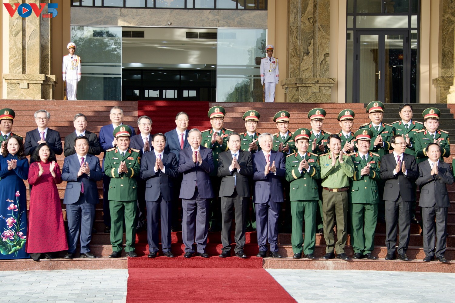 Líder vietnamita pide construir fuerzas armadas de la 9.ª Zona Militar regulares, de élite y modernas