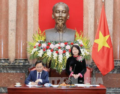 Будущее страны лежит на плечах молодого поколения