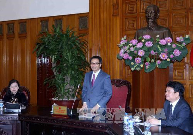 Вьетнамские врачи заботятся о здоровье жителей