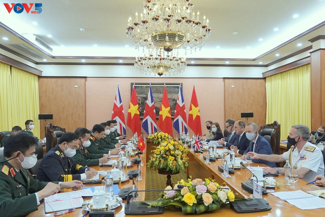 Вьетнам и Великобритания активизируют оборонное сотрудничество