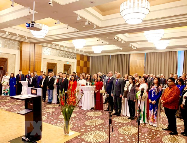 Всесторонее развитие отношений традиционной дружбы между Вьетнамом и Словакией