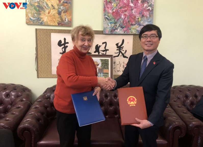 Проект «Сад природы и культуры Вьетнама» в Украине