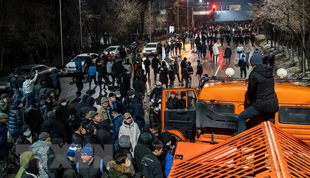 Президент Казахстана призывает ОДКБ помочь предотвратить угрозу терроризма