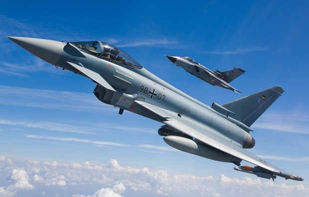 Испания и Нидерланды направят войска для патрулирования воздушного пространства стран НАТО