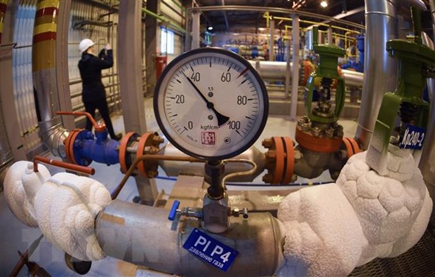 Россия по-прежнему поставляет газ в Европу