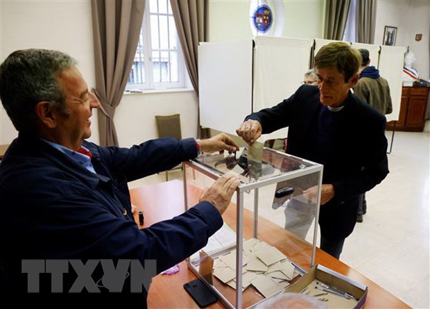 Коалиция Эммануэля Макрона не получила абсолютное большинство в парламенте Франции