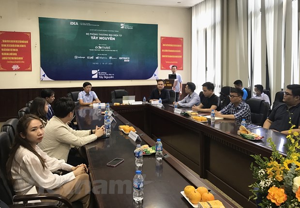 Создание площадку для развития электронной коммерции на плато Тэйнгуен