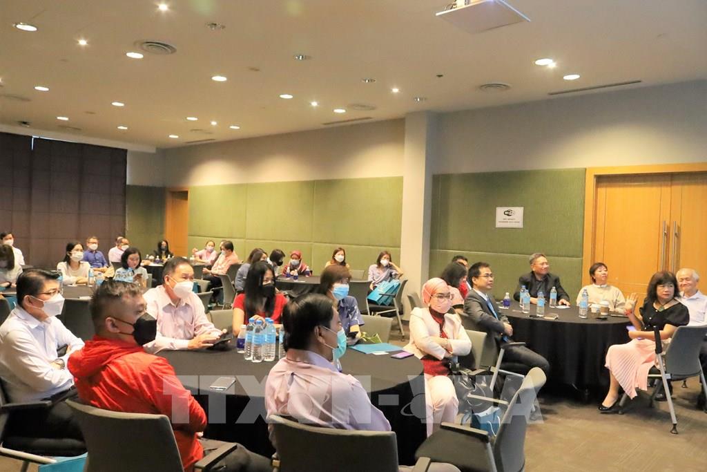 Vietnam Airlines рекламирует туризм Вьетнама в Малайзии