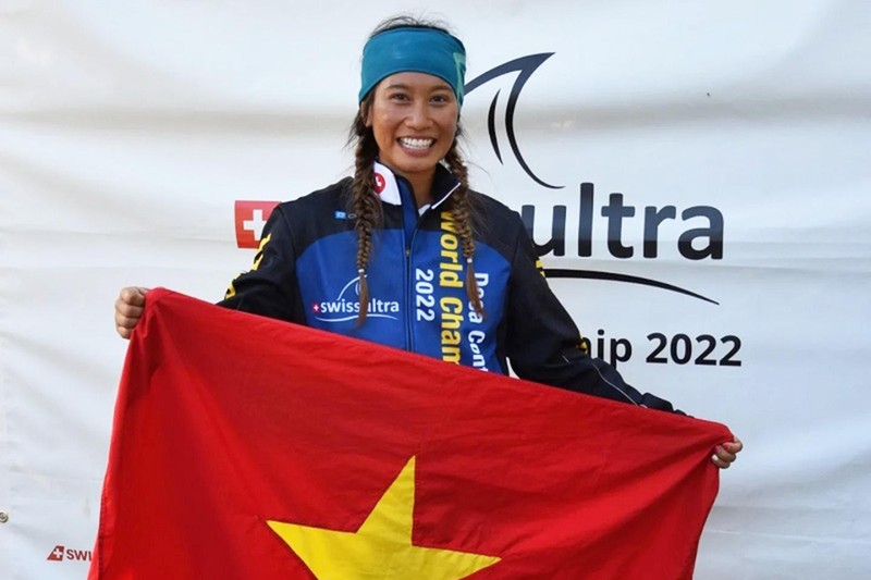 Вьетнамская спортсменка стала чемпионом  дека-триатлонной  гонки Swiss Ultra 2022