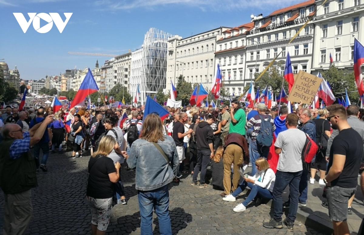 В Праге 70 тыс. человек вышли на антиправительственную акцию