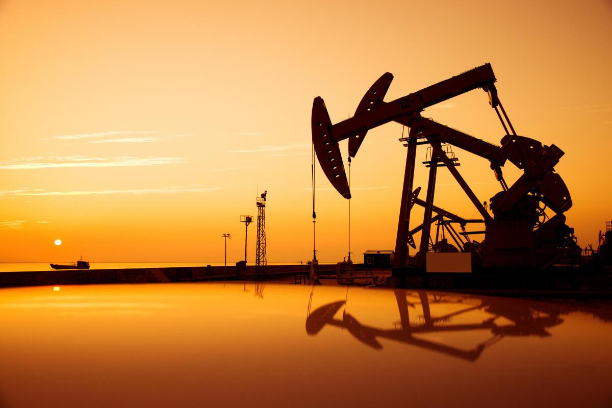 МЭА предупредило о высокой волатильности нефтяных цен
