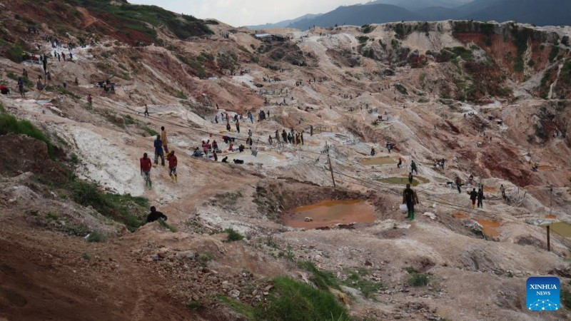 Более 200 человек погибли при обрушении шахты в ДР Конго