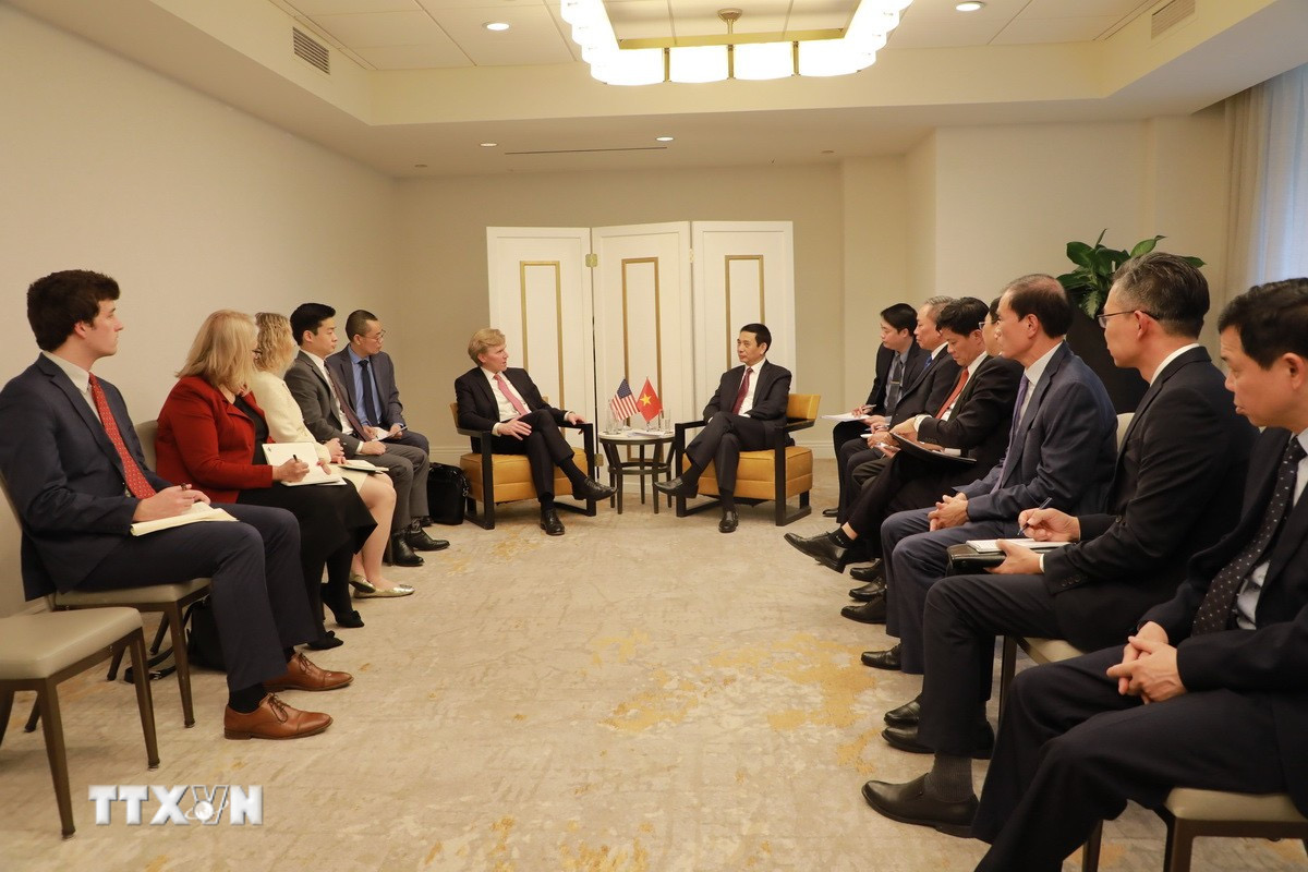 Генерал армии Фан Ван Зянг встретился с первым заместителем министра войны США