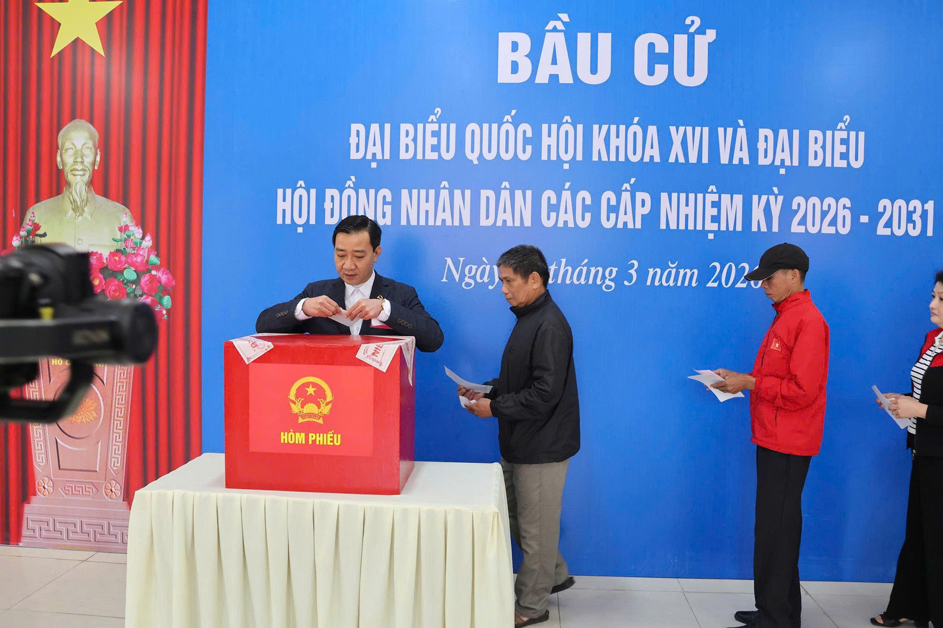 Избиратели особого района Батьлонгви досрочно голосуют