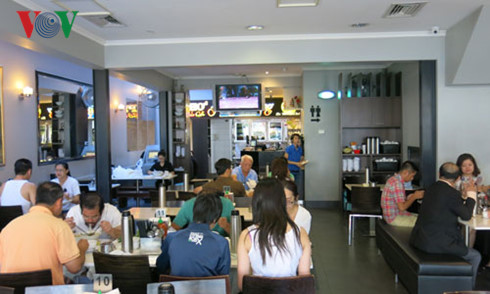 pho viet dua viet nam gan hon voi ban be the gioi hinh 0