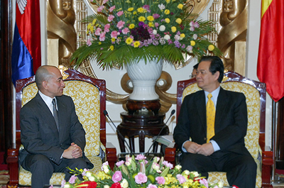 การพัฒนาความสัมพันธ์เพื่อนบ้านที่ใกล้ชิดมิตรภาพระหว่างเวียดนามกับกัมพูชา