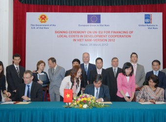 ประชาคมโลกให้ความสำคัญต่อการที่เวียดนามปฏิบัติการใช้จ่ายอย่างโปร่งสัย