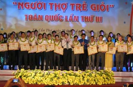 งานมหกรรม  “แรงงานเยาวชนดีเด่น” ทั่วประเทศปี 2012