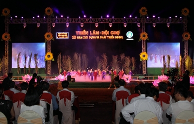 ปิดนิทรรศการและการวางแสดงสินค้า “ผลสำเร็จใน 10 ปีแห่งการพัฒนาเขตที่ราบลุ่มแม่น้ำโขง”