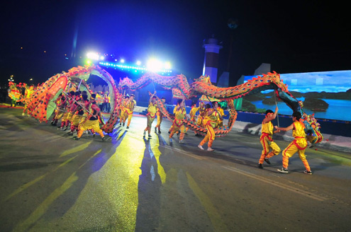 เทศกาลคาร์นิวัลฮาลอง 2012 ที่สวยงาม